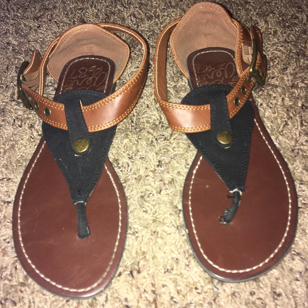 Aeropostale Gladiators ( Black and Leather)